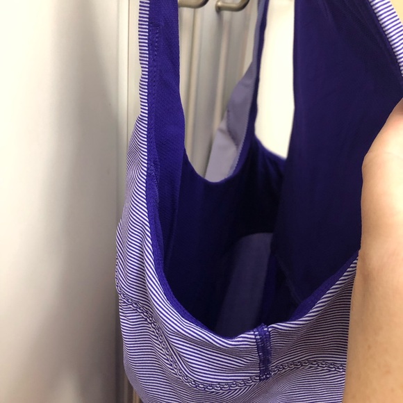 Lululemon Run: Ta Ta Topper women’s tank top - Picture 11 of 13
